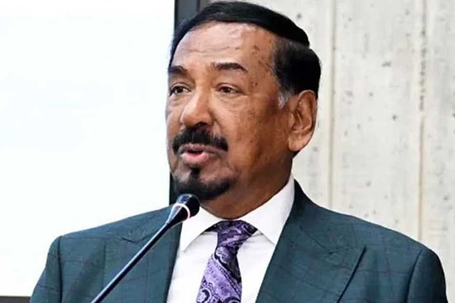 Speaker to brief media amid president's resignation speculation