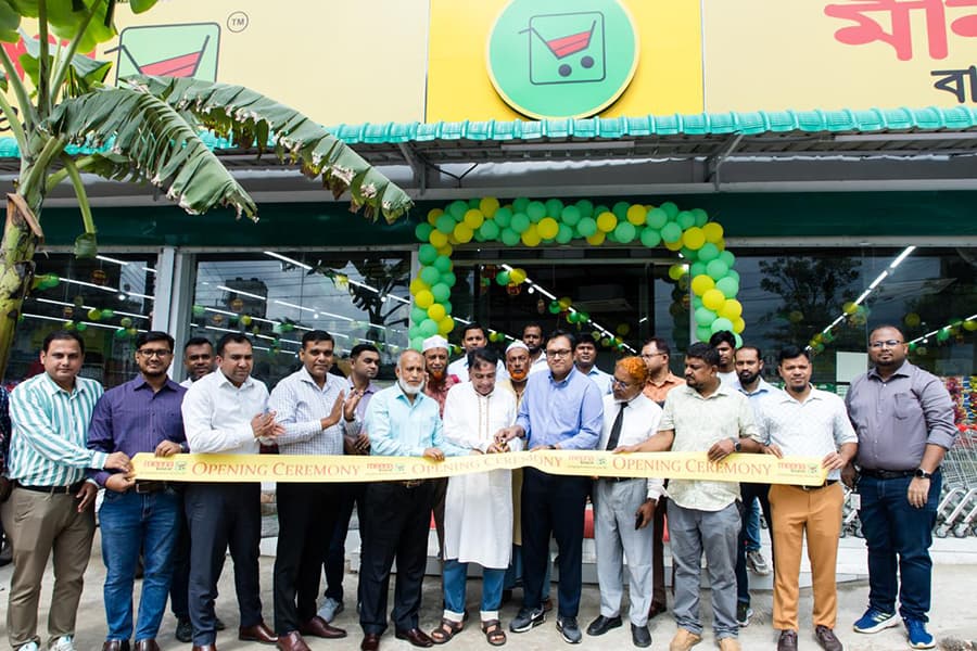 Meena Bazar expands footprint in Noakhali with new Maijdee outlet
