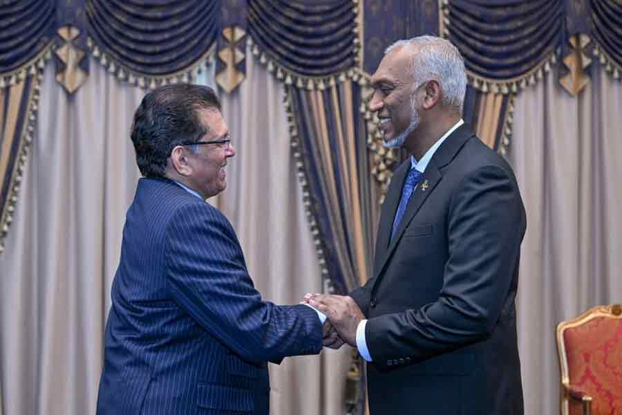 Maldives president welcomes Khalilur as special guest of Independence Day celebrations