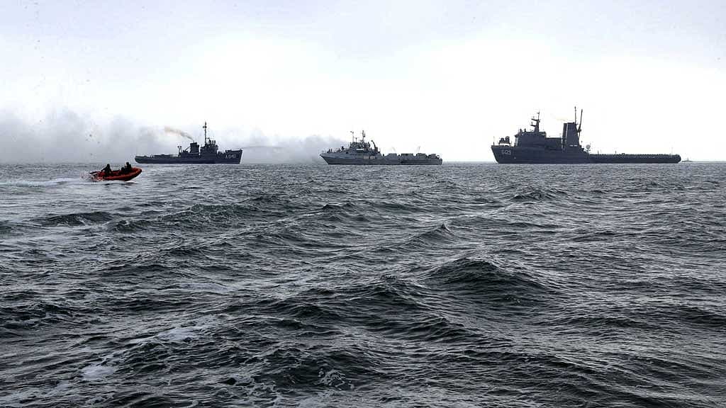 Iran war spreads to Red Sea and Caspian