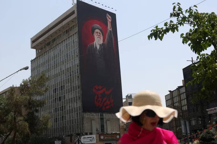 Iran will halt attacks as long as US maintains pause, Iranian source says after Trump calls off strikes