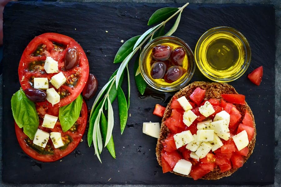 Simple Mediterranean meals you can cook for better heart health