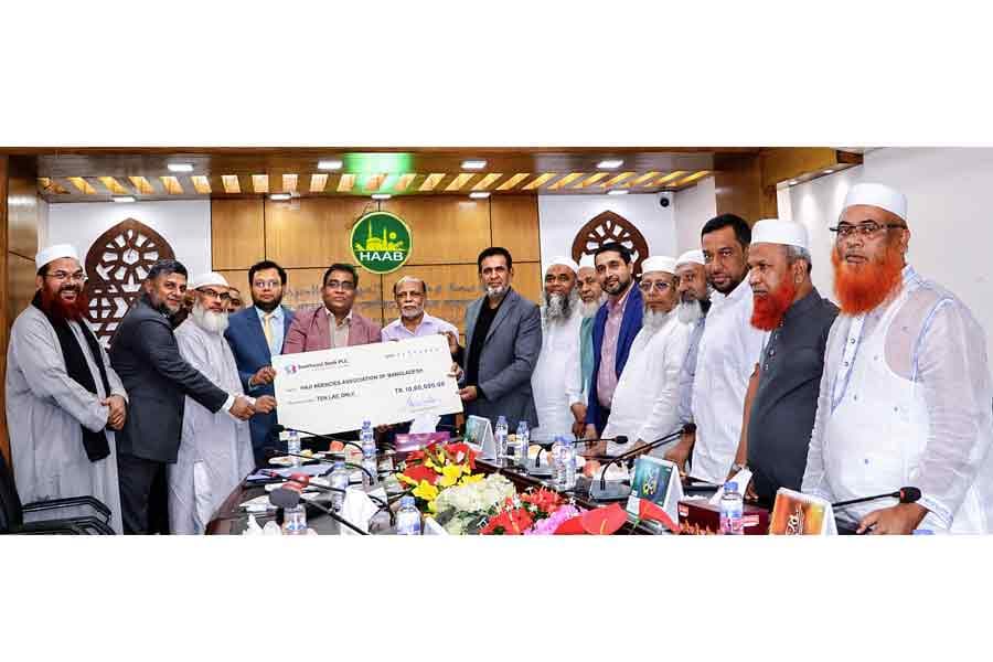 Southeast Bank provides co-sponsorship to HAAB for Hajj and Umrah fair