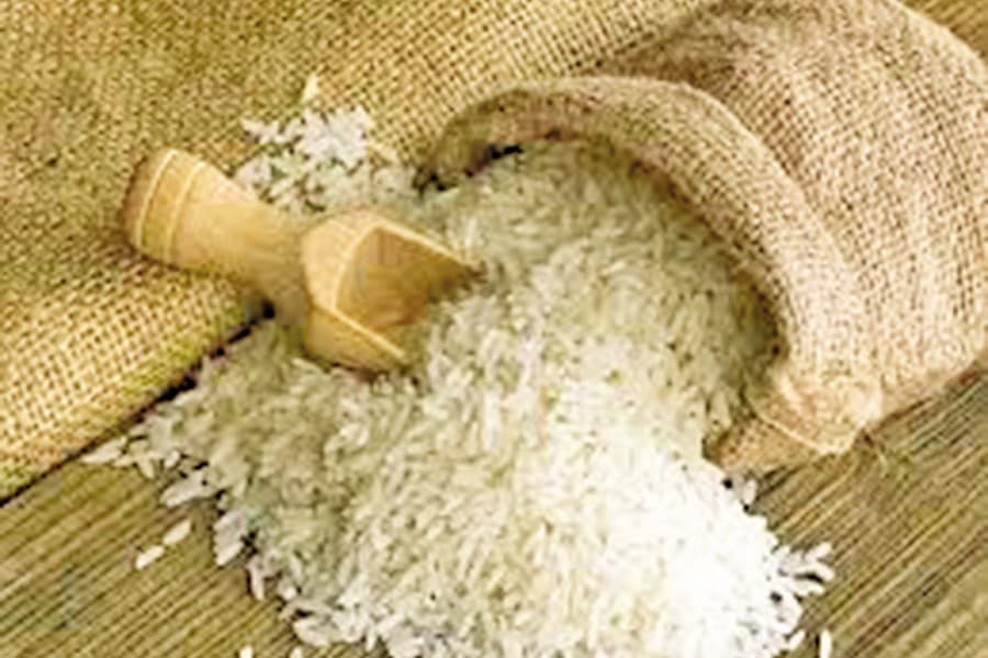 Aromatic rice price hits all-time high of Tk 230 a kg