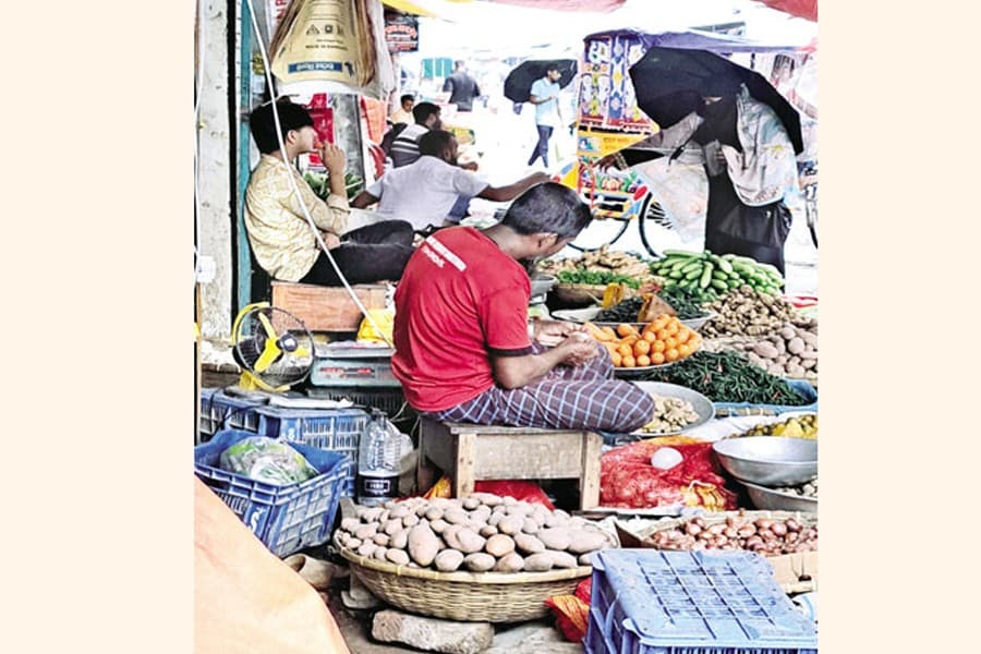 Vegetable prices surge dramatically in Gopalganj