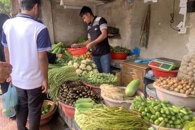 Onions, eggs, veggies get costlier, putting strain on commoners
