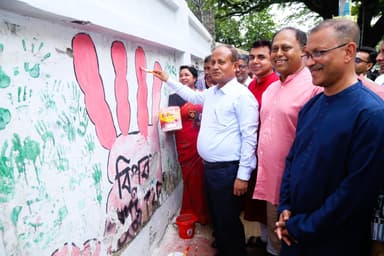 DU launches restoration of July graffiti across campus
