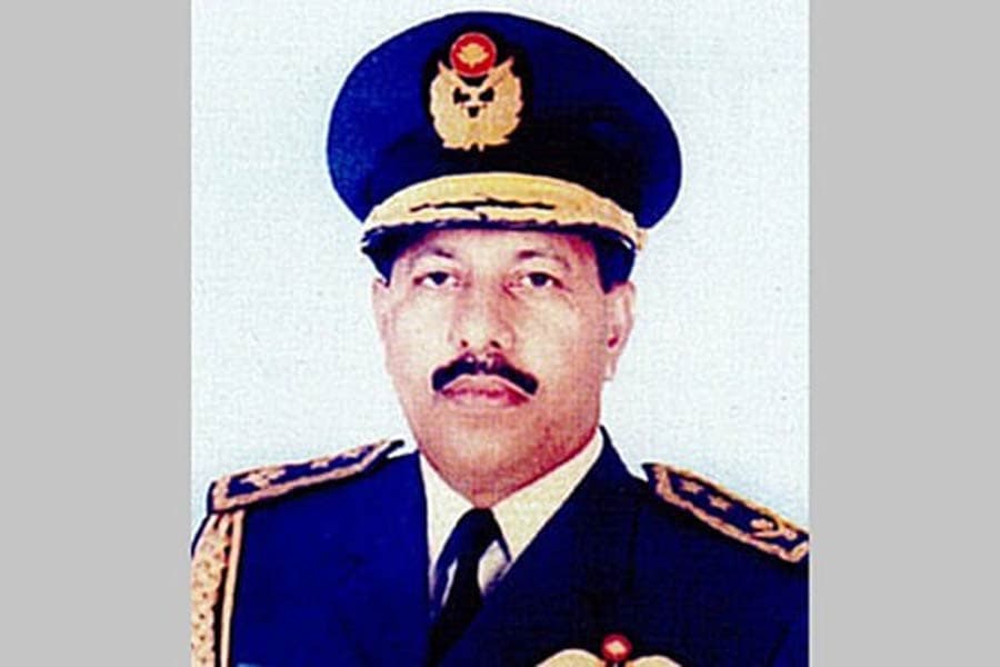 Former Chief of Air Staff Bir Uttam Sultan Mahmud passes away