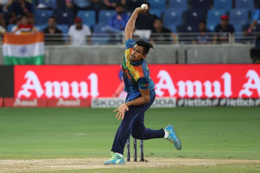 Sri Lanka’s Theekshana out of Asia Cup final due to injury, Sundar in for Patel