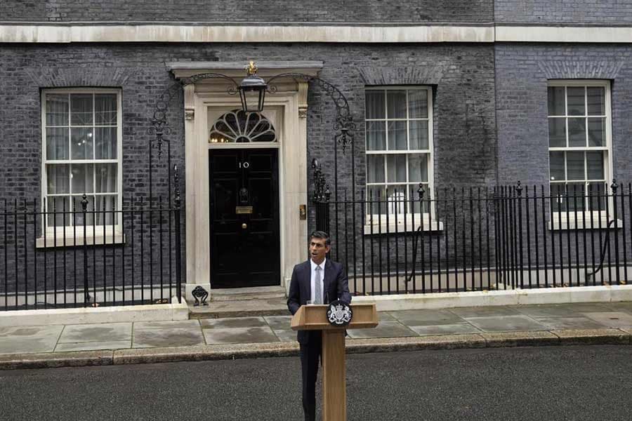 Rishi Sunak may ban cigarettes in UK for future generations