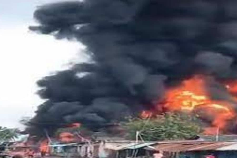 35 killed in petrol warehouse fire in southeastern Benin