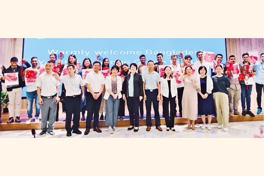 Bangladesh youth delegation in China