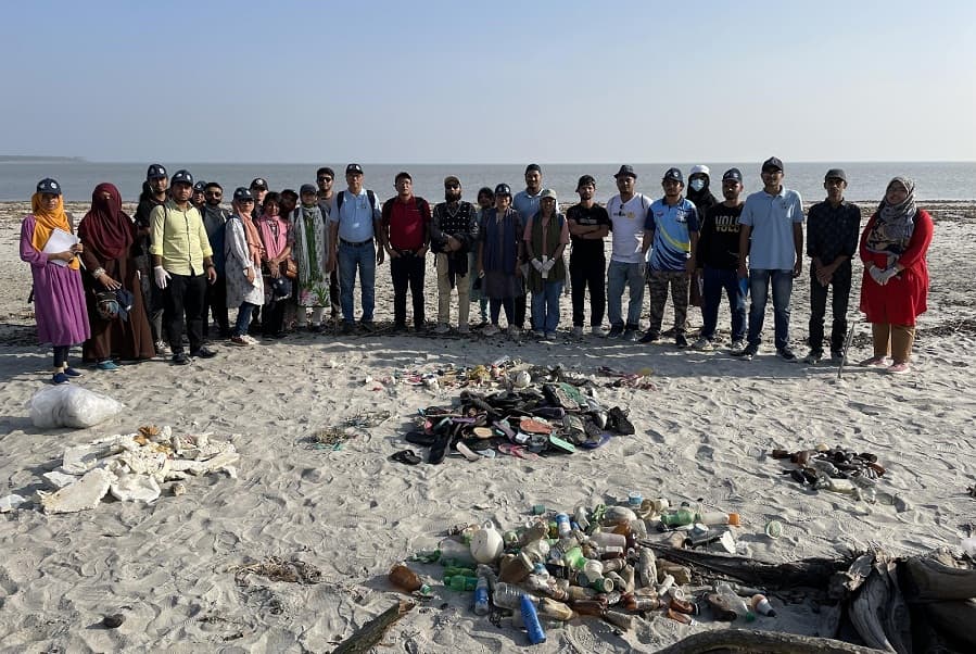 Responsible behaviour of the tourists necessary to save the Sundarbans