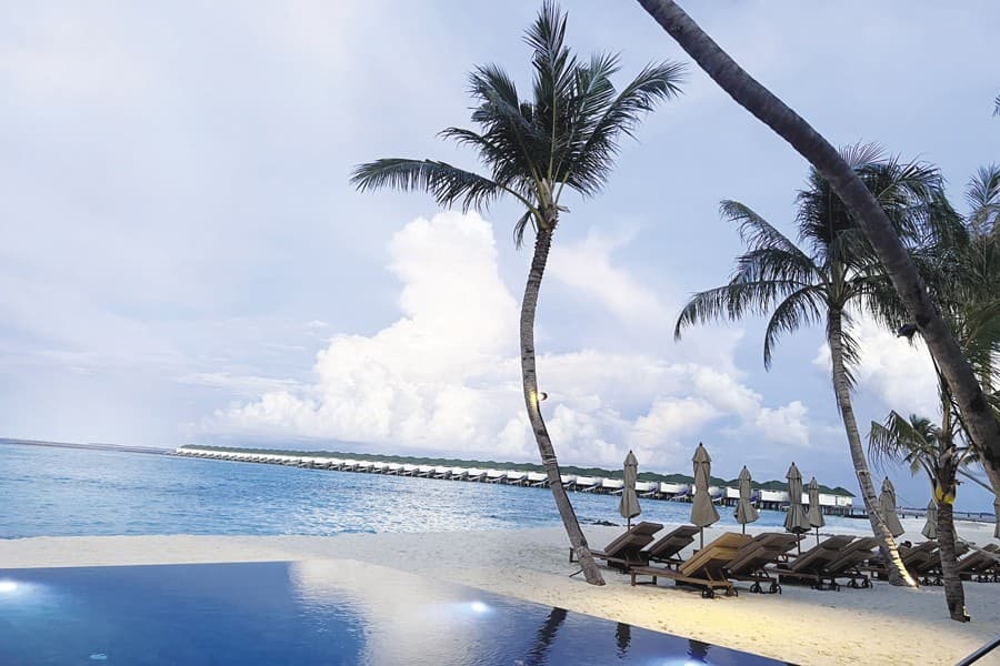 Into the luxury of Maldives' transparent blue
