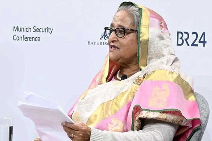 Unlock climate finance, stop arms race: Hasina to global leaders