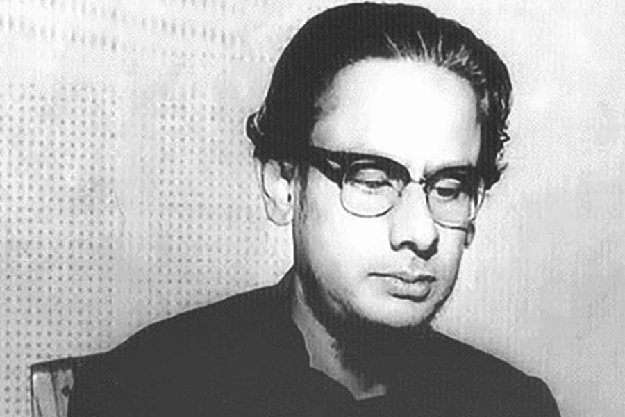 Poet Farrukh Ahmad in retrospect