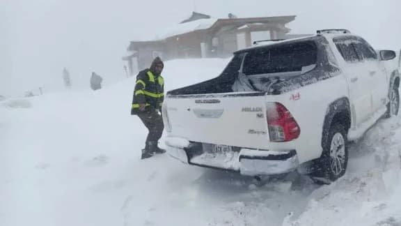 At least 35 die due to surprise snowfall, heavy rains in Pakistan