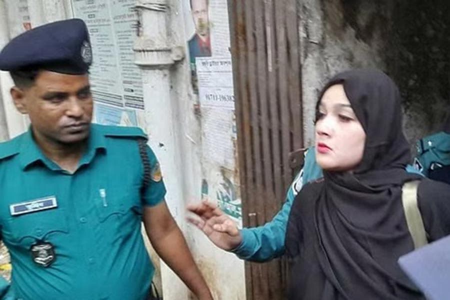 কারাগারে পাঠানোর আদেশের কয়েক ঘণ্টার মধ্যে জামিন পেলেন মাহিয়া মাহি