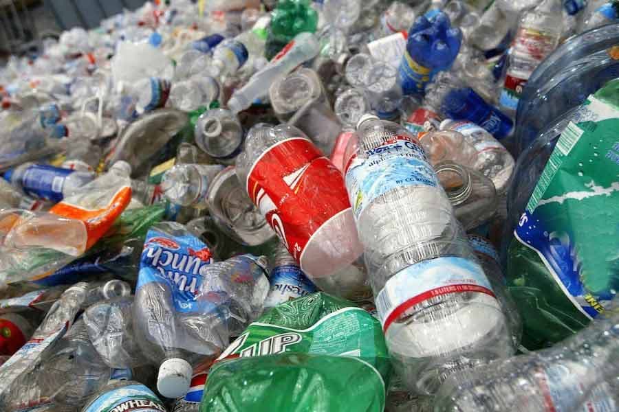 Plastic industry leaders urge systematic control of plastic goods, not ban
