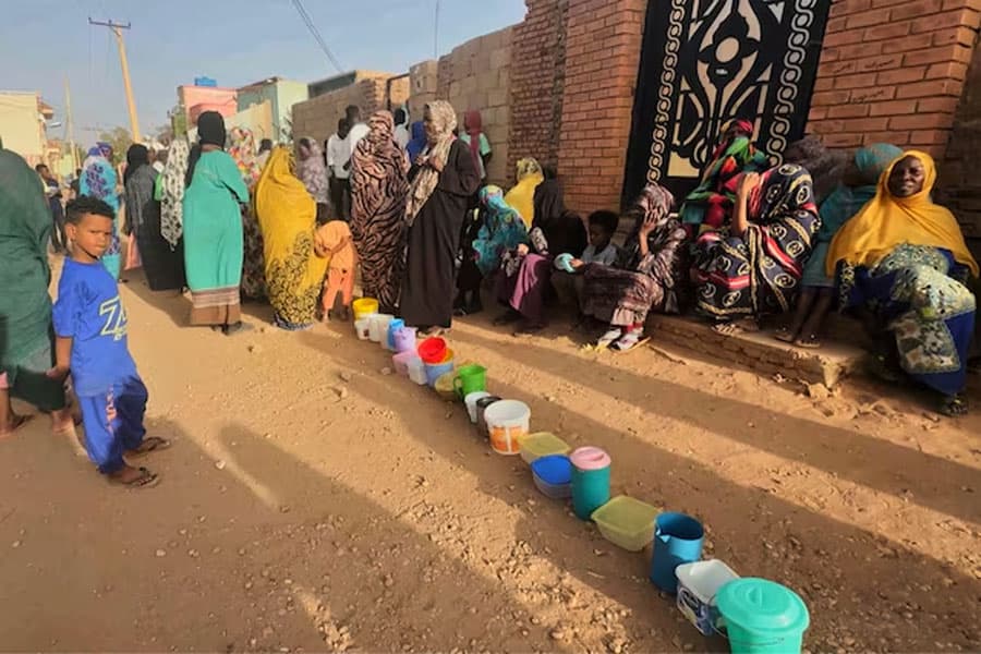 UN seeks aid for Sudan refugees fleeing to Libya, Uganda