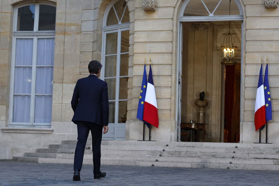 French prime minister to resign after left alliance wins the most seats in election