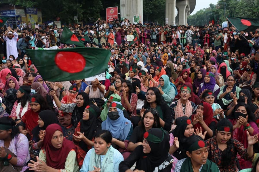 Protesters lift Shahbagh blockade after hour-long demonstration