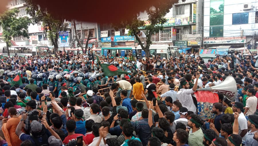 Student shot dead during clash at Savar