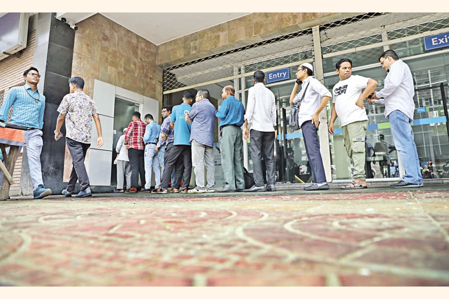 Banks bump under transaction rush