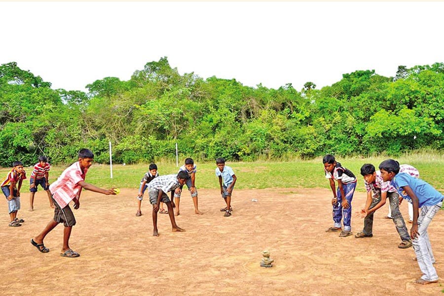Childhood games of millennial kids