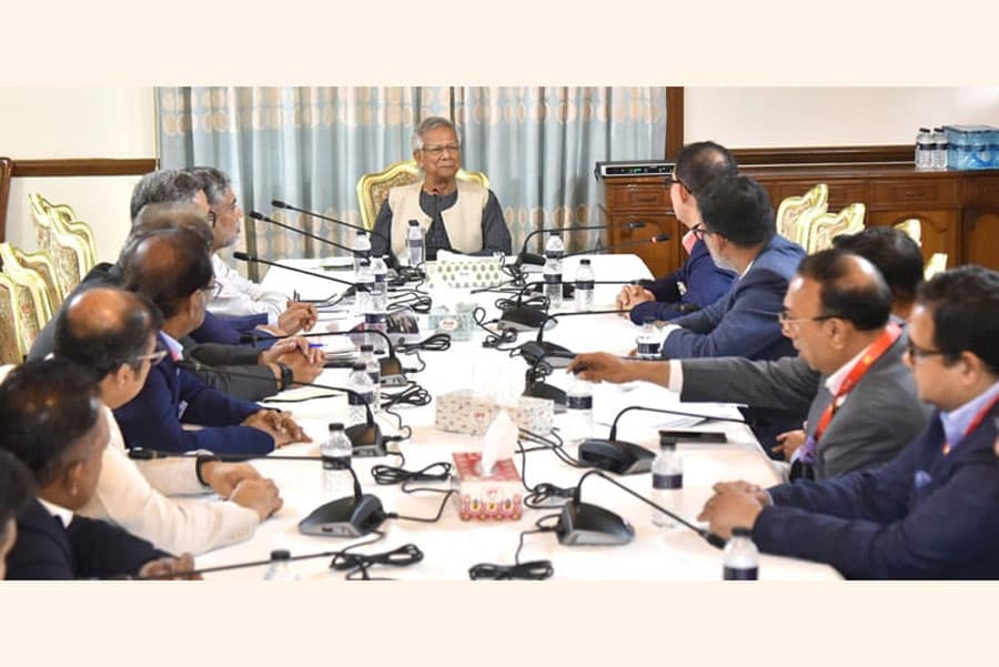 Dr Yunus asks garment manufacturers to help rebuild nation