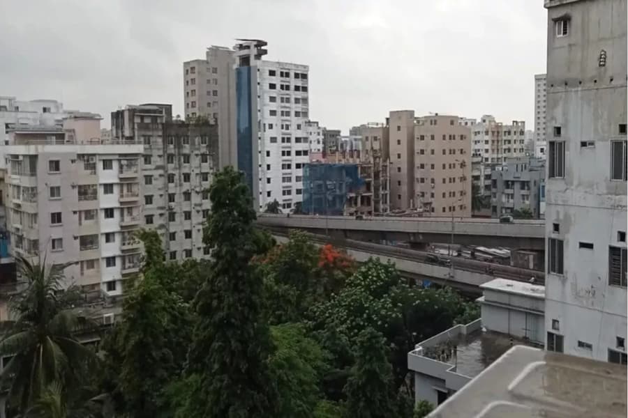 Dhaka's air quality ranked in 'moderate' range today