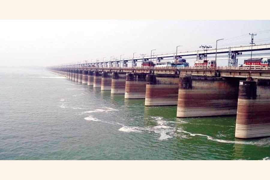 Sharing water from common rivers