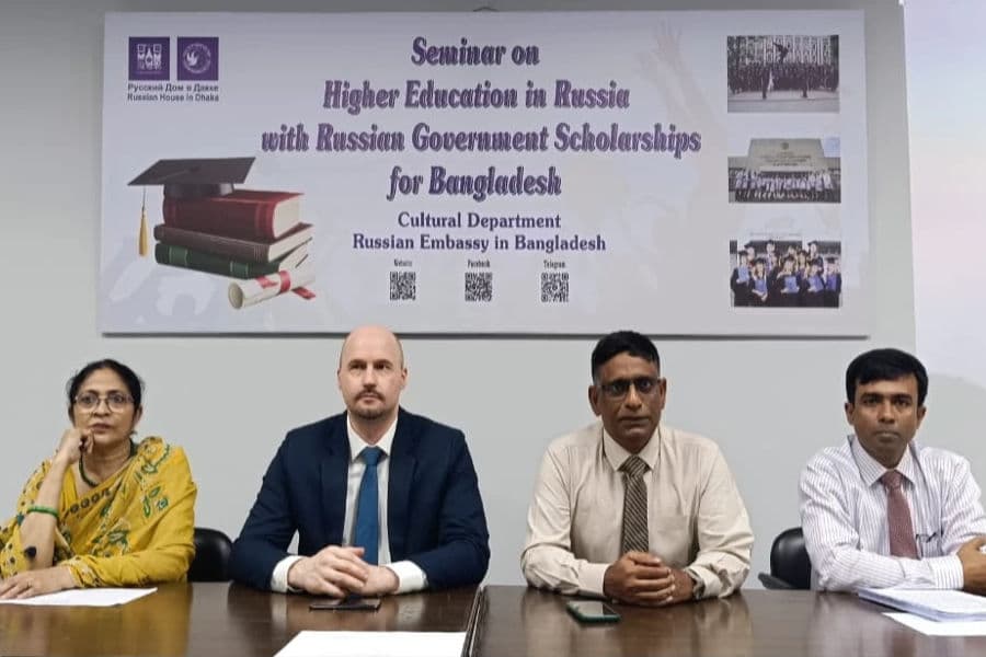 Russia offers 124 scholarships for Bangladeshi students