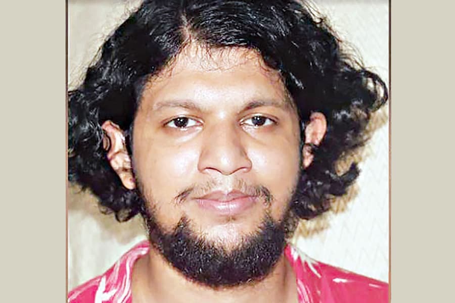 Govt to give Tk 3 million compensation to family of each student movement martyr