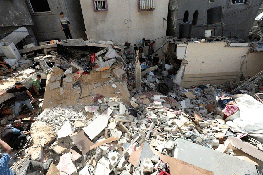 Israel drops leaflets over Gaza showing Sinwar's body and message to Hamas