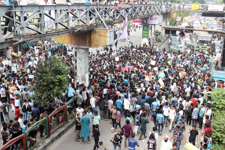 Snapping link between seven colleges and DU