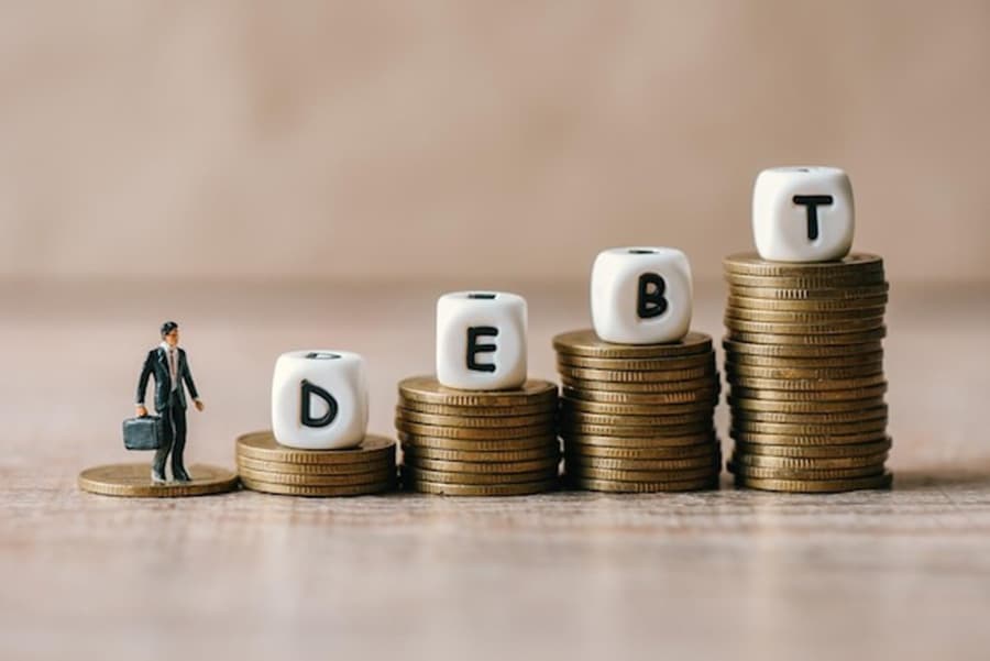 Rising pressure of foreign debt servicing