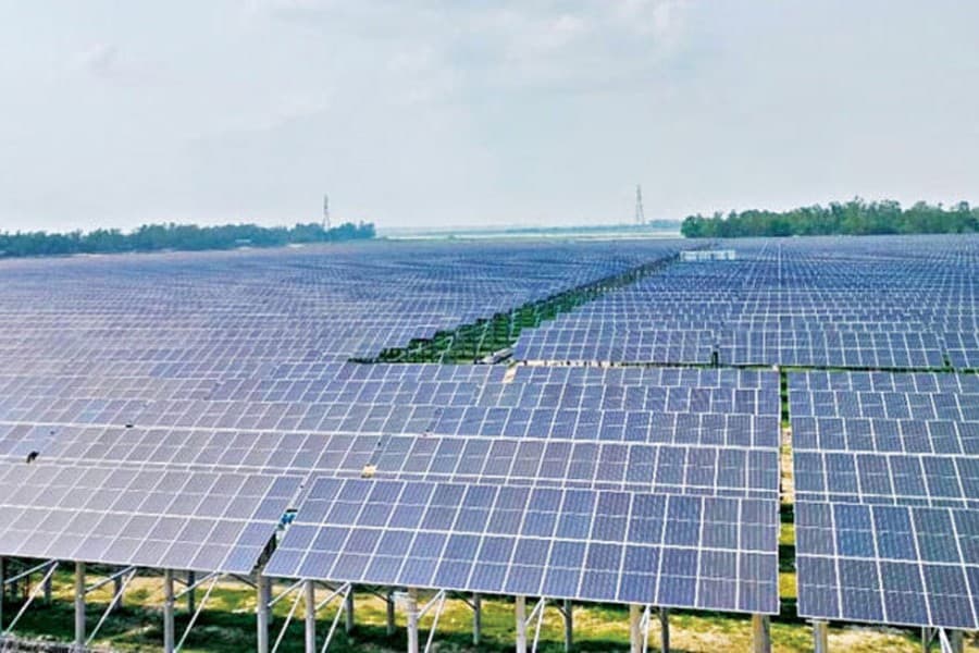 Govt to float open tender for setting up 10 solar power plants next week
