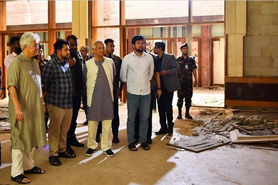 CA asks authorities to build Aynaghar replica at July Museum