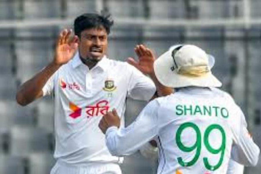 Taijul takes five but S Africa extend dominance