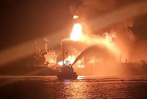 Sailors' carelessness, negligence blamed for Kutubdia ship fire