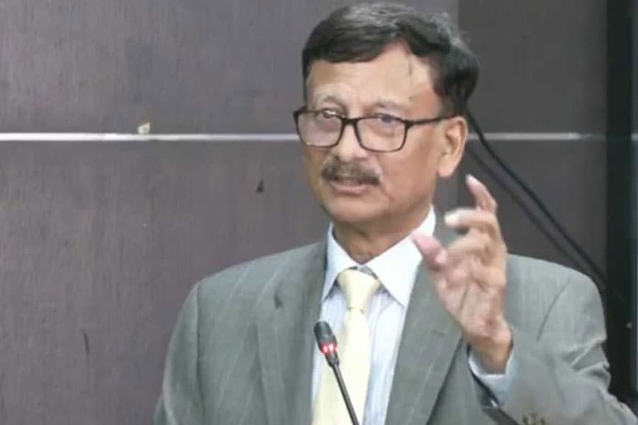 Foreign Advisor Touhid calls out Indian media for ‘hindering’ bilateral ties