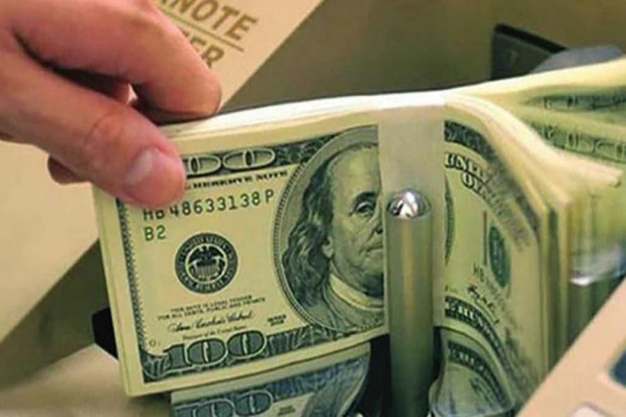 BB looks at 'new mechanism' as dollar rates crawl up