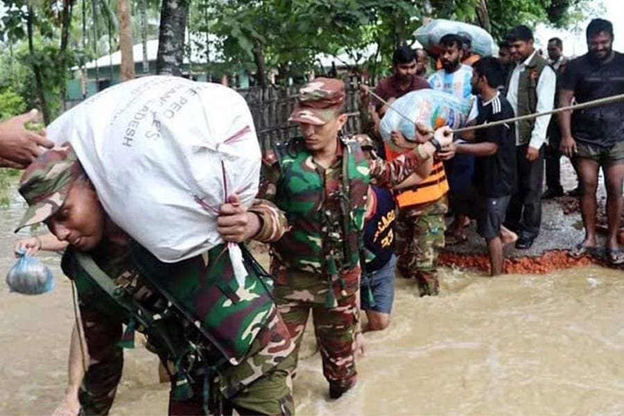 Bangladesh Army in managing the recent flood crisis: an analysis