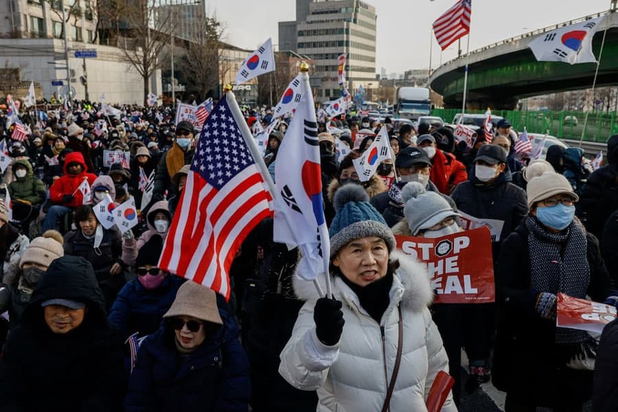 South Korea’s Yoon faces new arrest attempt in fortified compound