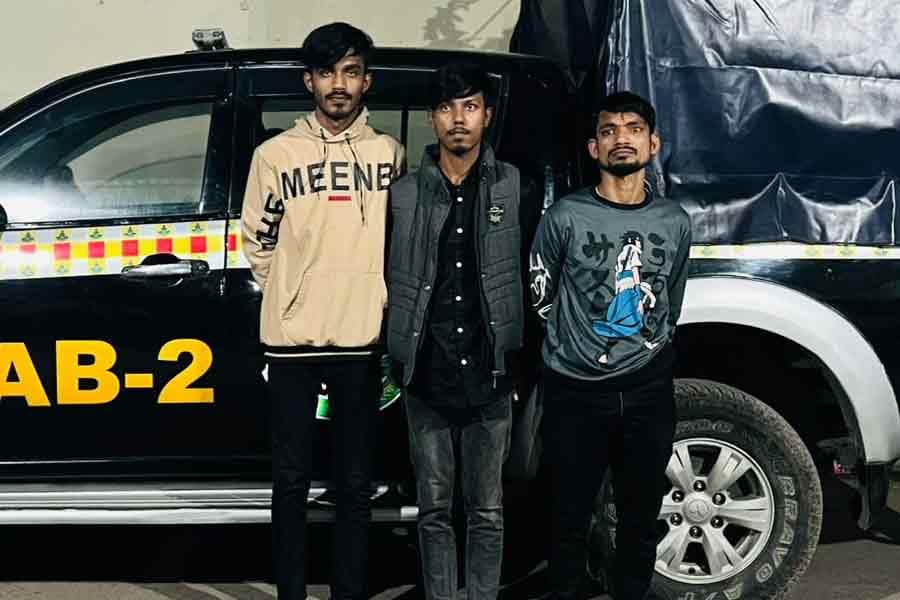 Three muggers arrested in Mohammadpur