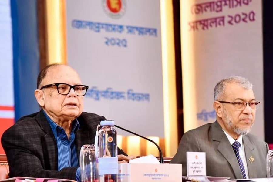 Govt to distribute nearly 0.7m MT of rice during Ramadan: Food Adviser