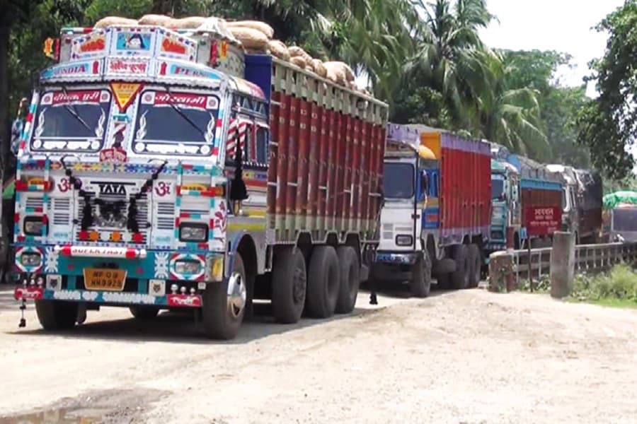 BTMA for banning yarn import thru land ports