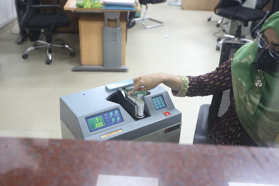 Banking sector in freefall