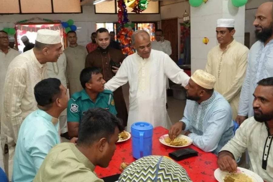 Home adviser visits Rajarbag Police Lines